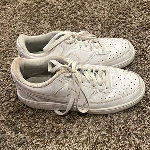 Women’s Nike shoes